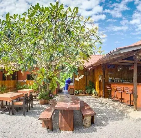 Bubu Lanta Hostel - Sha Certified